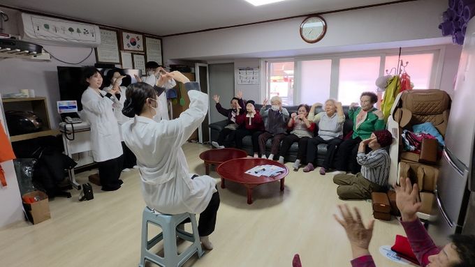 부안군 보건소, 간호학생 실습 프로그램 일환 경로당 방문 건강교육 실시