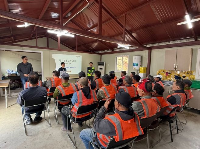 충북도, 봄철 지붕공사 추락사고 등 예방 활동 펼쳐