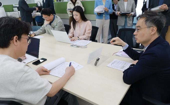 청년 고용률 전국 유일 ‘수도권 추월’