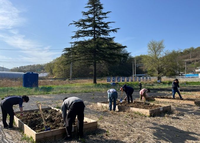 영덕교육지원청, 생태체험농장 활용 교직원 동아리 본격 운영