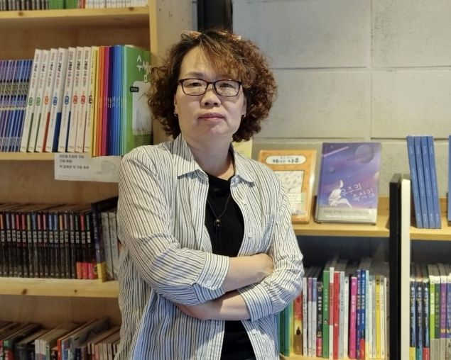 청주서원도서관, 2026년 상주작가 ‘하신하’ 선정